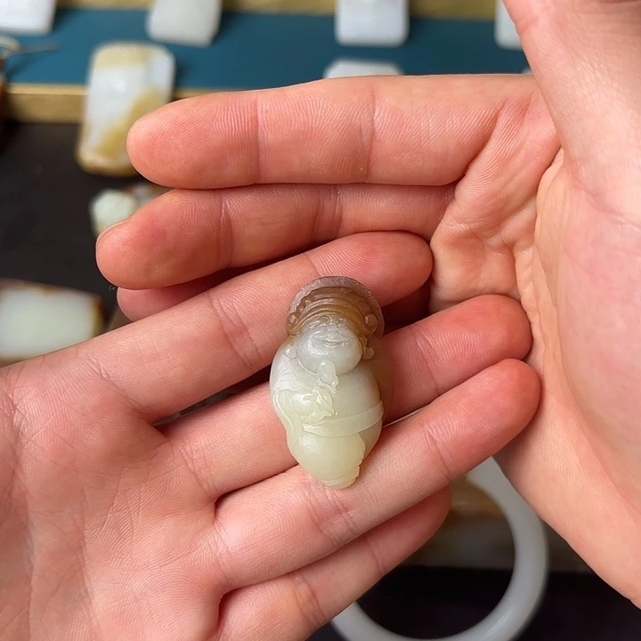 和田玉（糖玉）未镶嵌挂件