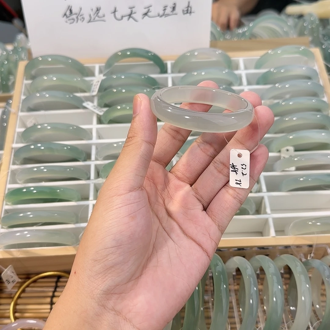 手镯玛瑙/玉髓未镶嵌圈口52.2