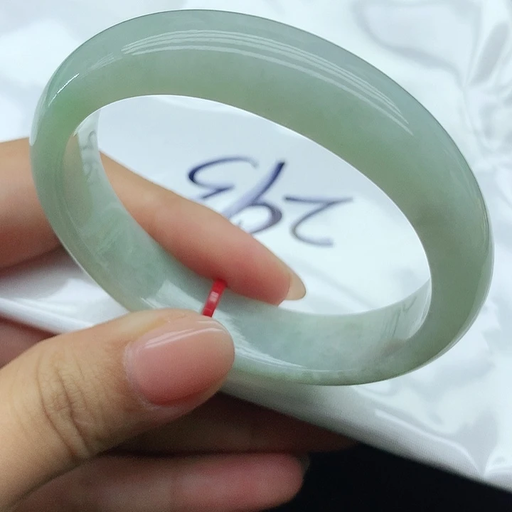 未镶嵌手镯翡翠295
