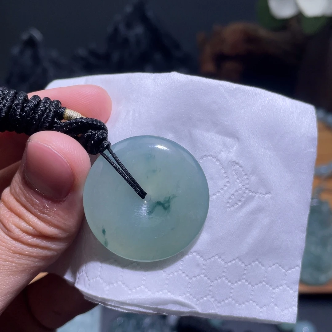 定制翡翠未镶嵌吊坠