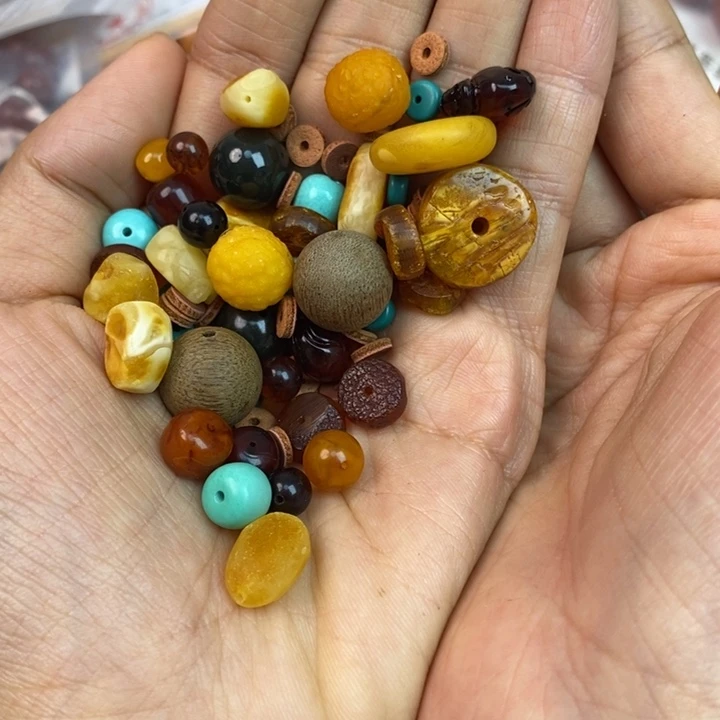 琥珀未镶嵌珠宝奇石