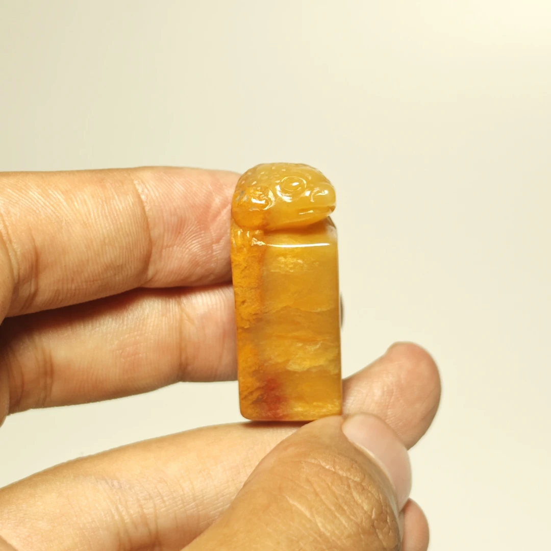 寿山老高山金蟾招财辟邪