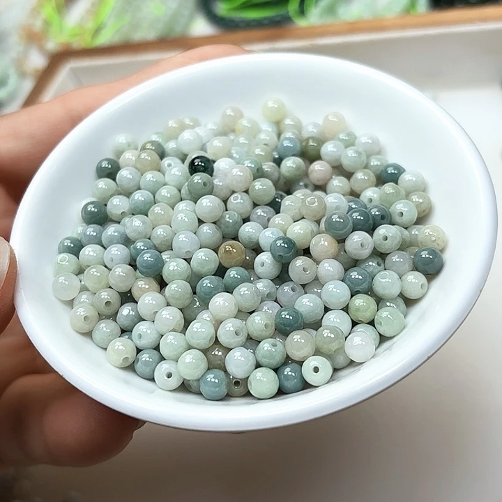 翡翠未镶嵌颈饰散珠400颗卡5