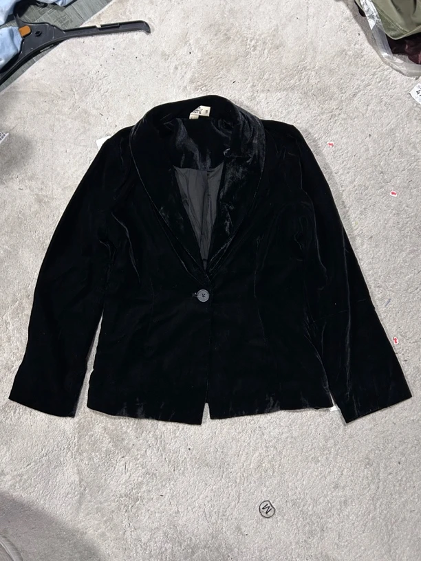 黑色气质金丝绒西装外套女短款修身法式时尚潮流小西服