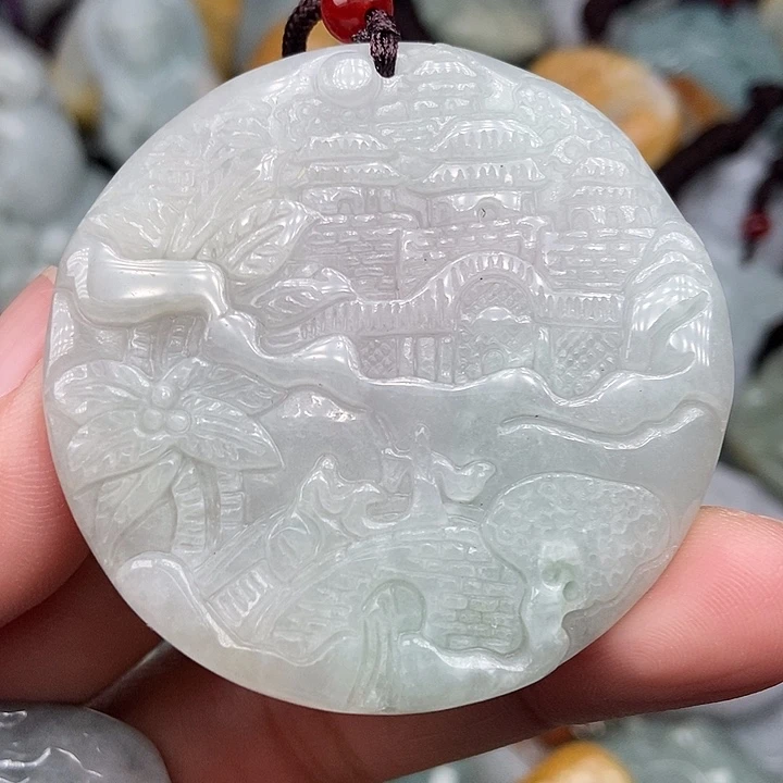 颈饰未镶嵌翡翠q