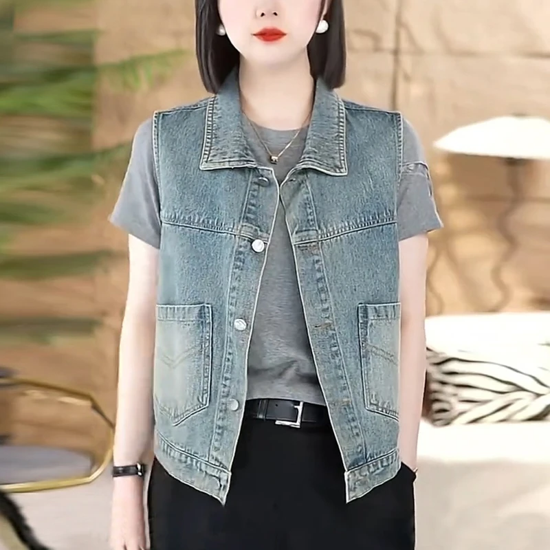 时尚牛仔马甲上衣女2025春夏新款牛仔色口袋蓝色衬衫领小外套马夹