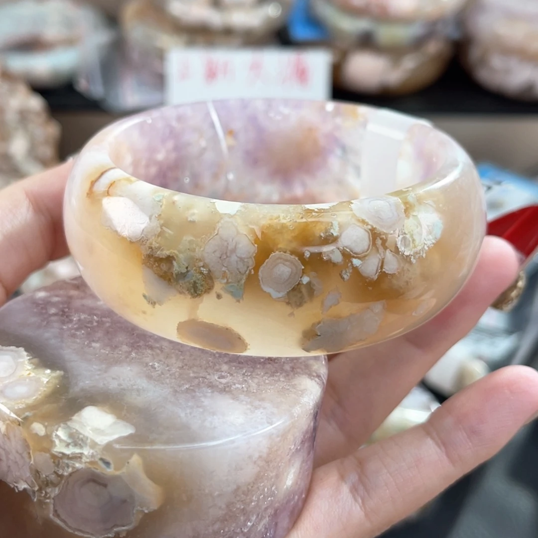 石英质玉未镶嵌手镯60