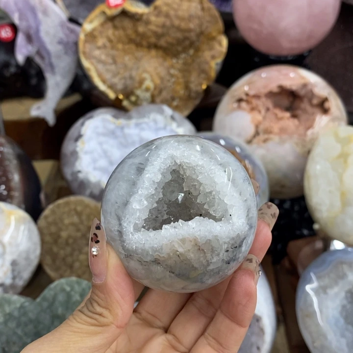 紫晶未镶嵌珠宝半成品49