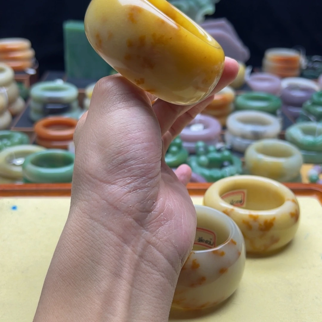 石英质玉手镯合金可*酱