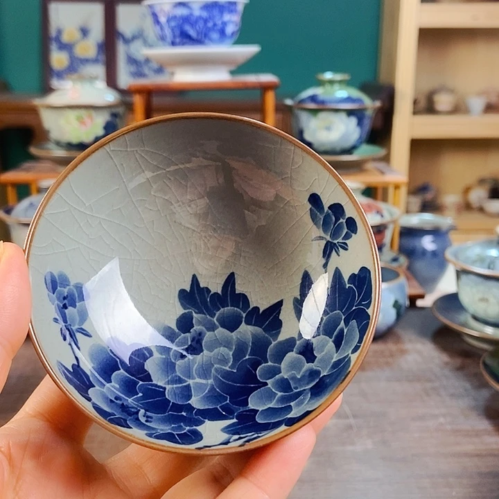 瓷片手工制作工艺精湛等