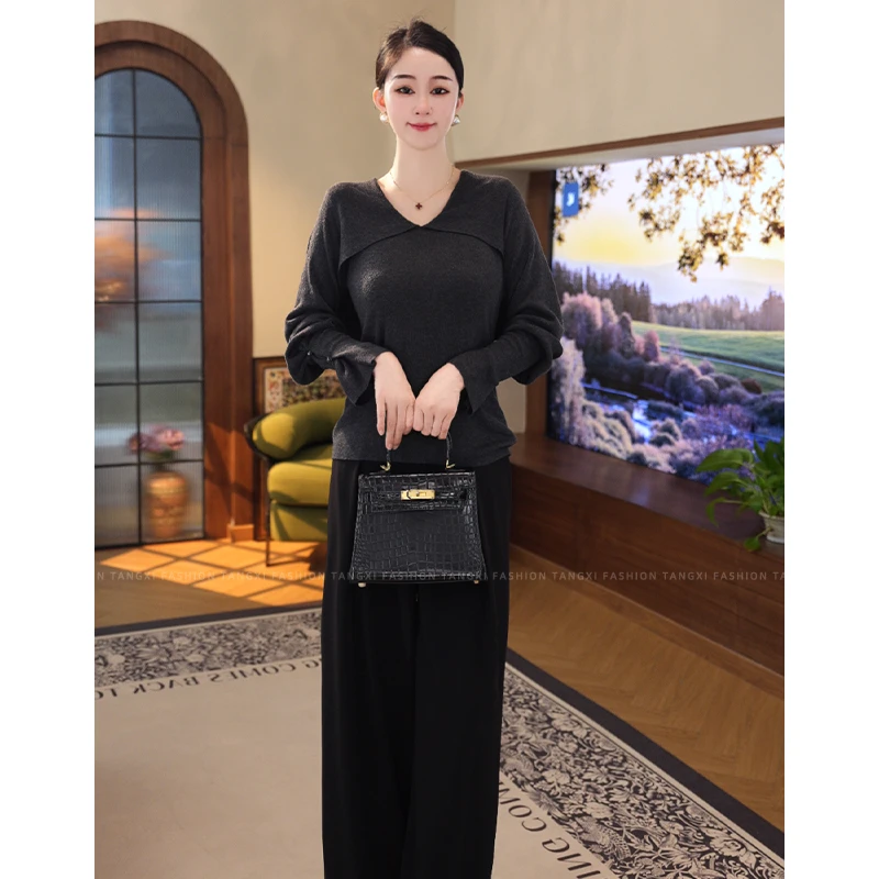 2025秋冬新款【8191】含绵羊毛时髦洋气设计感小众灰色针织衫上衣女