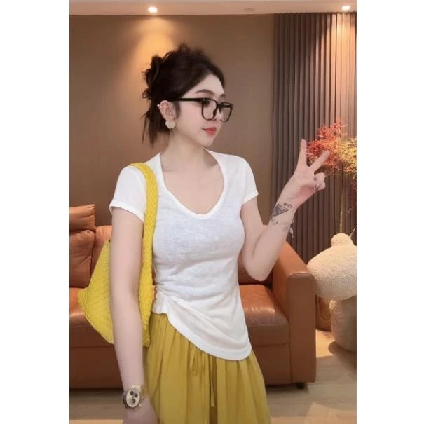 D4 韩系修身显瘦性感纯色简约百搭T恤 ED0402