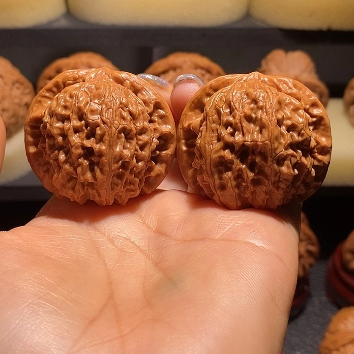 文玩核桃把件41.5金麒麟