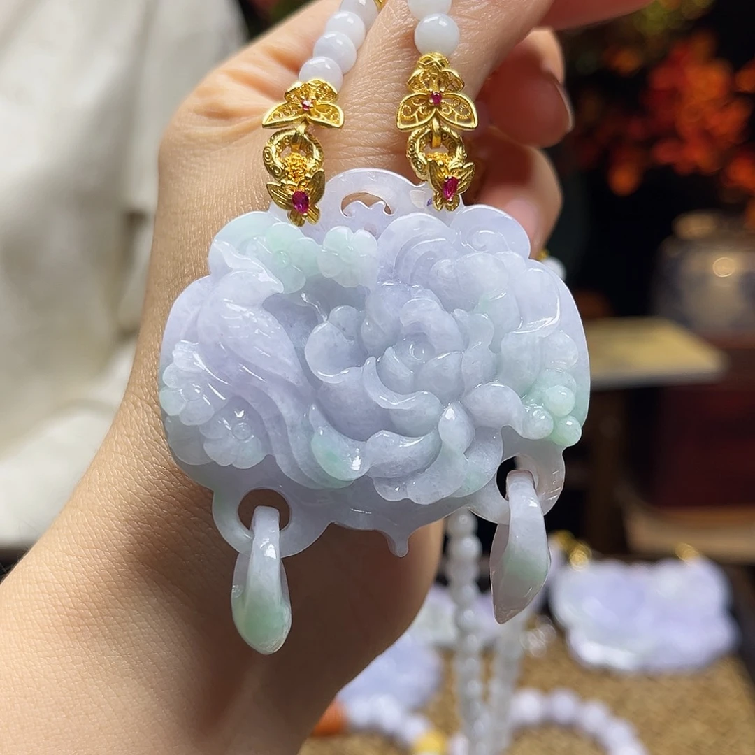 翡翠颈饰未镶嵌天然翡翠