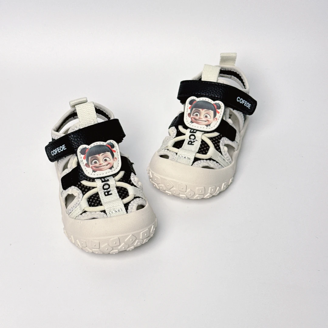 哪吒 2522休闲时尚潮流机能关键凉鞋