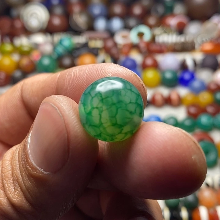 未镶嵌玛瑙/玉髓珠宝奇石C****t