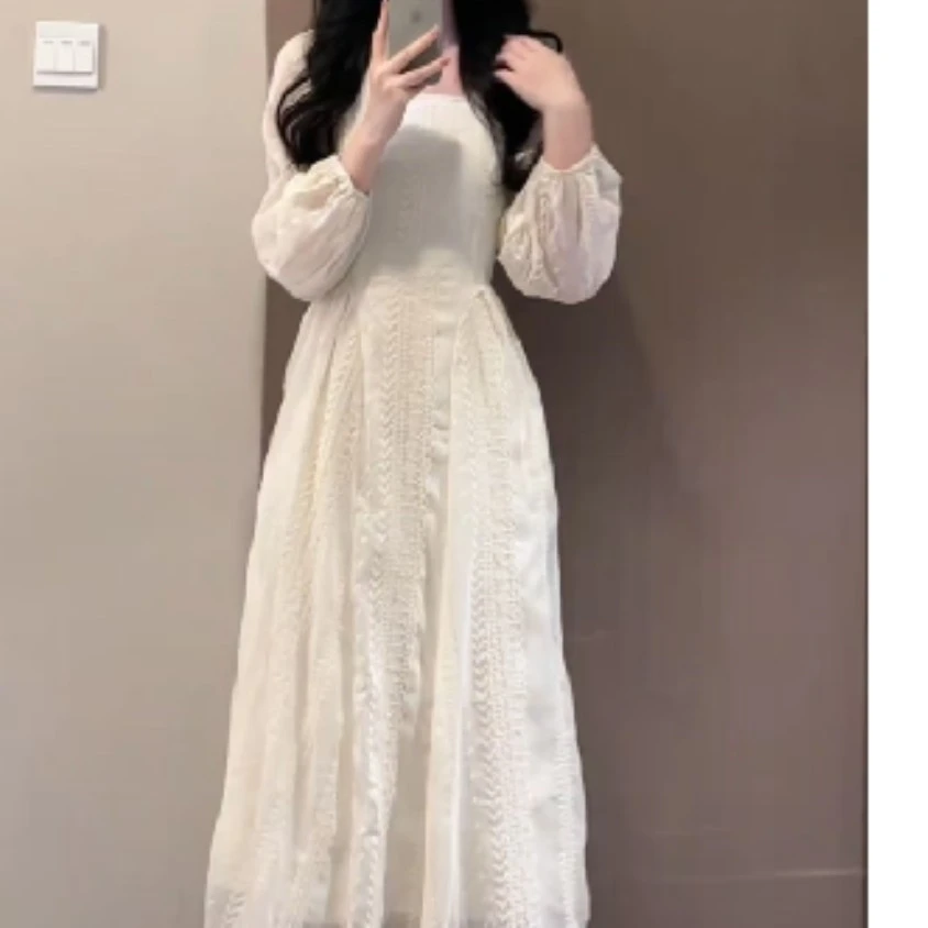 新款法式温柔风白色收腰显瘦气质中长款连衣裙