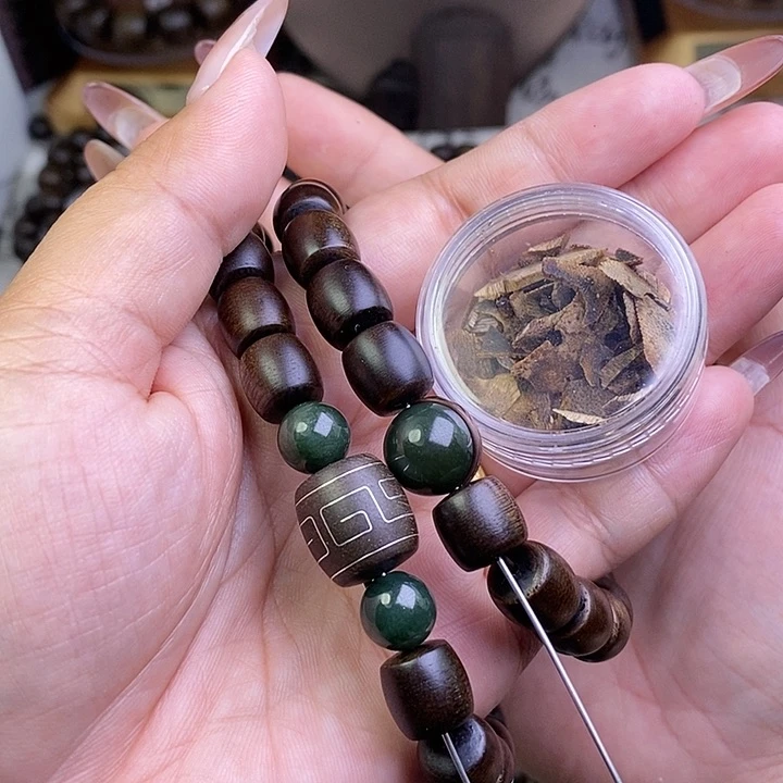 沉香沉香碎屑紧***帅越南芽庄白棋楠1.0桶珠