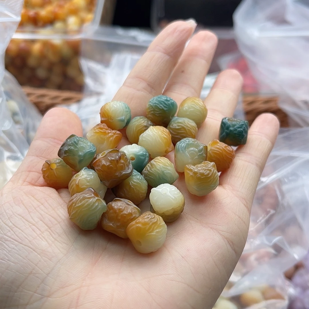 白玉菩提吊坠q12mm/10颗敦煌醒狮