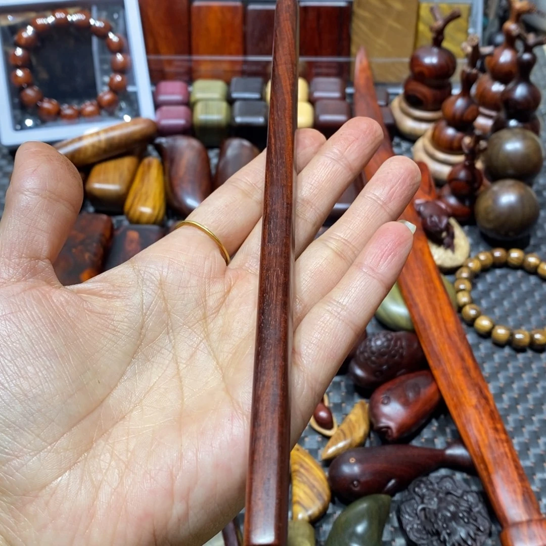 檀香紫檀（小叶紫檀）_*