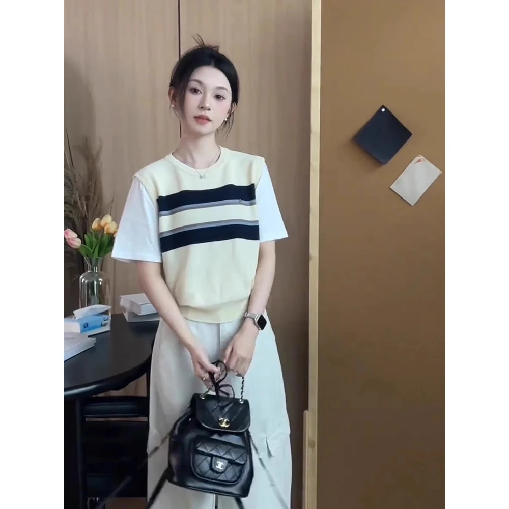 杏色条纹假两件正肩短袖t恤女夏季小众设计感宽松短款针织上衣薄