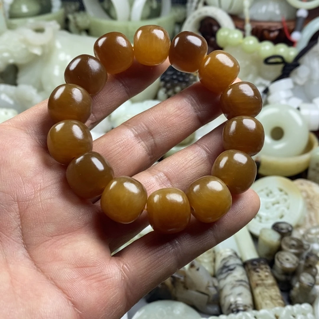 和田玉（糖玉）未镶嵌颈饰