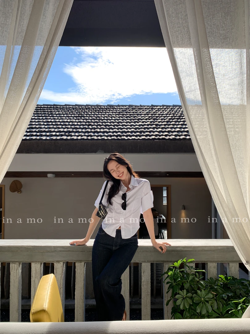 in a mo【翻袖竖条】条纹衬衫收腰经典百搭美式