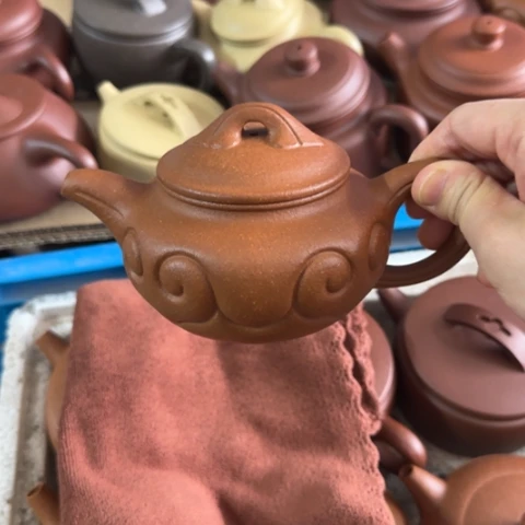 茶壶紫砂金降坡泥260cc