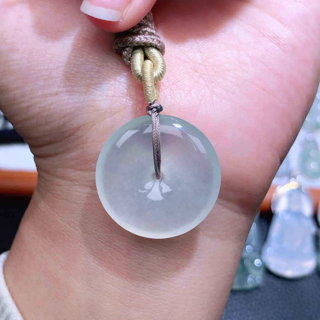 颈饰未镶嵌翡翠扣子