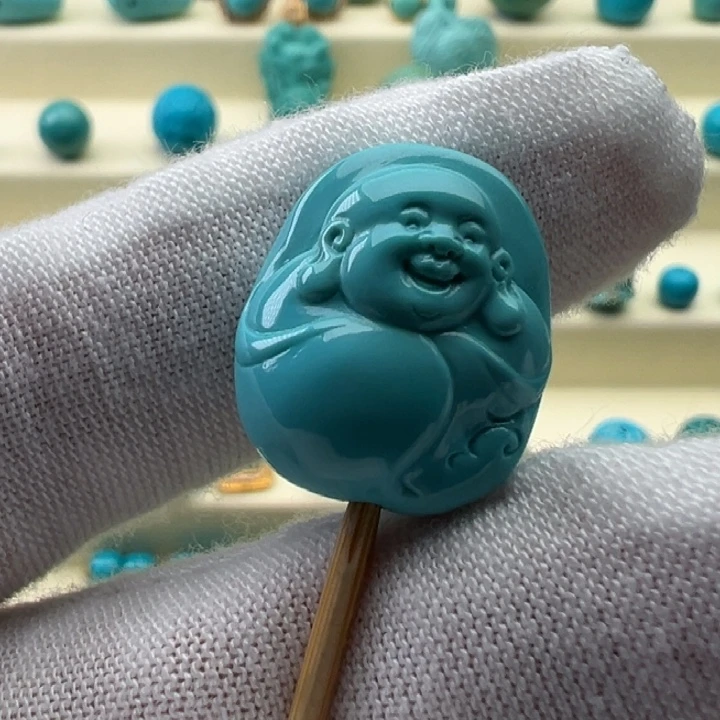 绿松石未镶嵌珠宝奇石