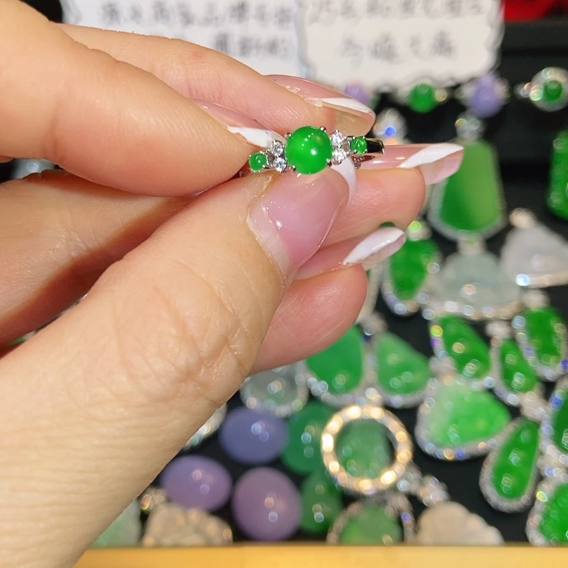 【闪购商品】未镶嵌戒指翡翠小***8天然翡翠