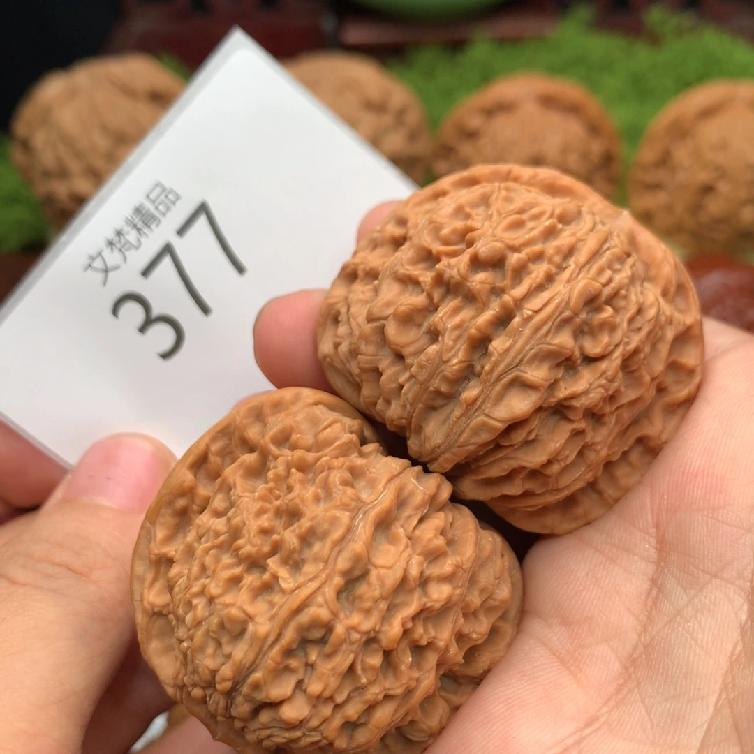 文玩核桃把件43球疆