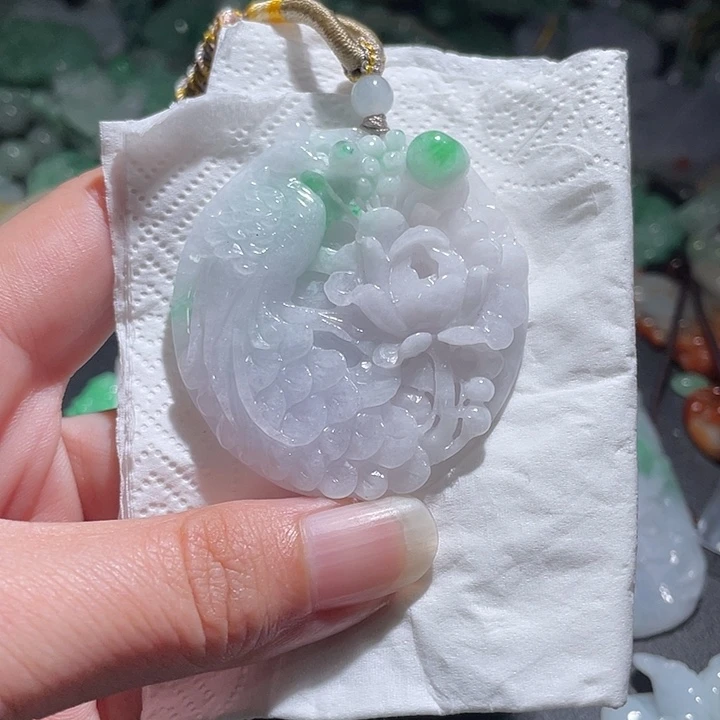 颈饰未镶嵌翡翠天