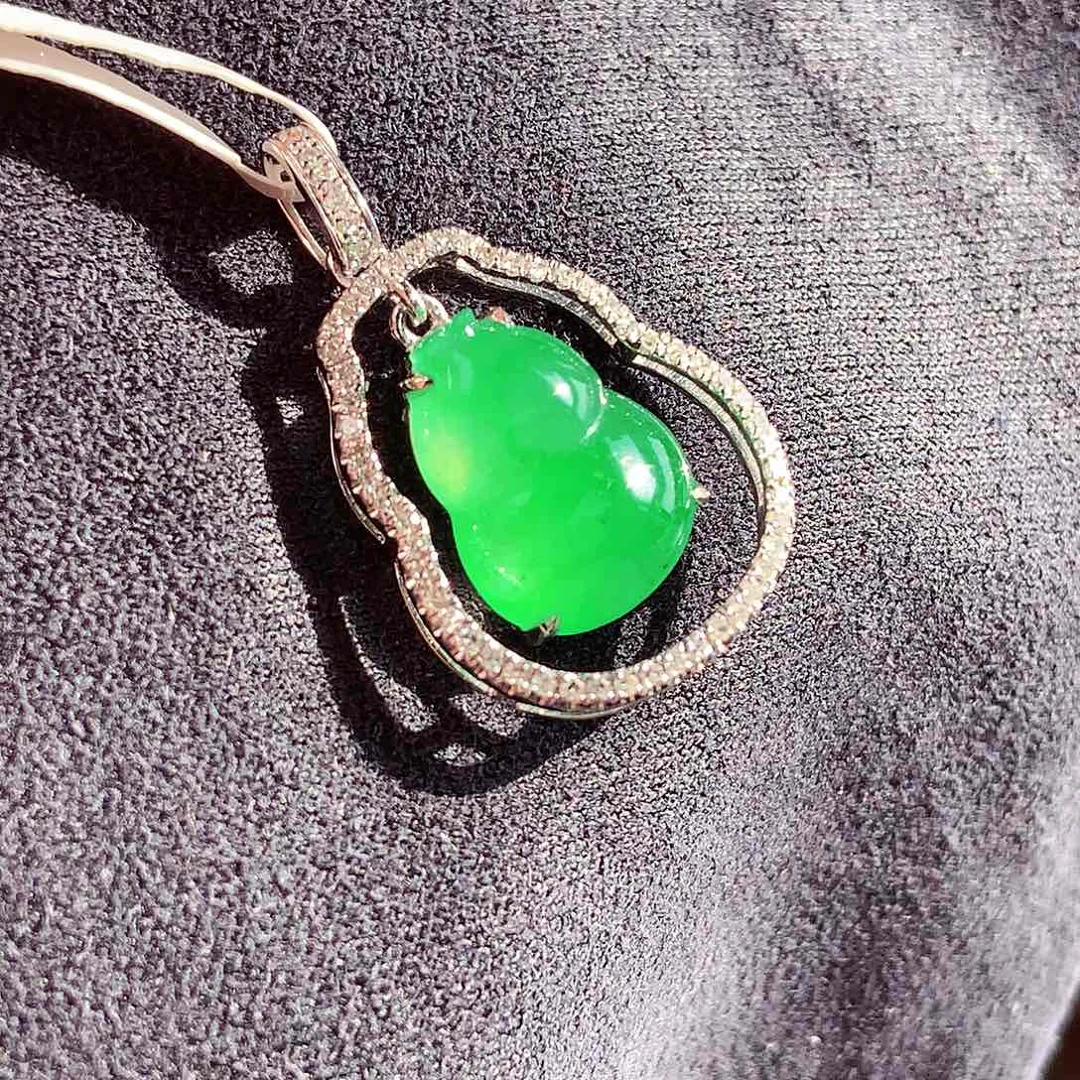 翡翠颈饰18K金镶嵌上新