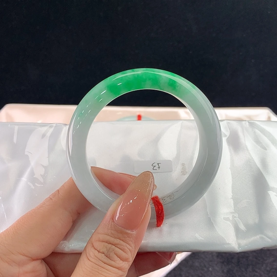 【闪购商品】未镶嵌手镯翡翠正52.6