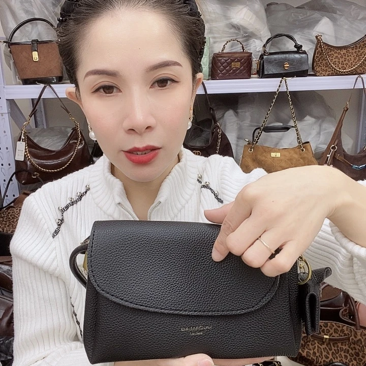蚕丝小牛剖层皮革PU