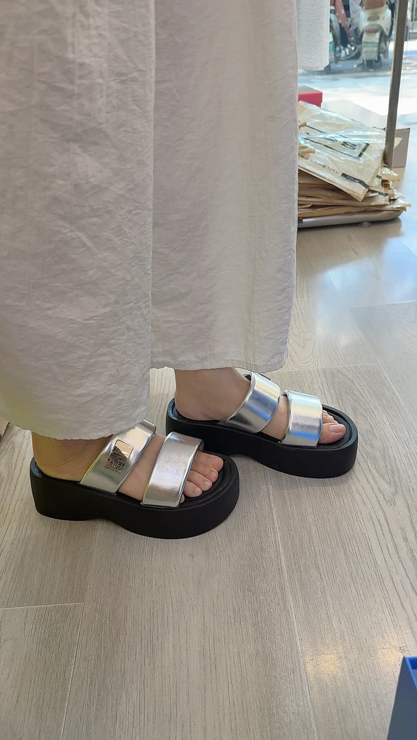 882方头女鞋纯色