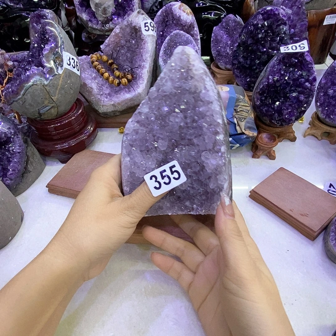 未镶嵌大型摆件（非配饰）紫晶