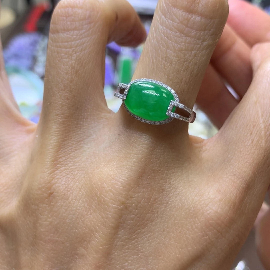 【闪购商品】翡翠颈饰18K金镶嵌翡翠