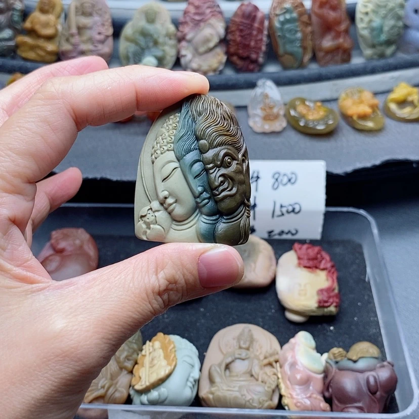 【闪购商品】定制石英质玉吊坠未镶嵌