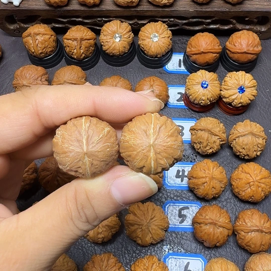 猪***醒文玩核桃吊坠24尺磨盘001