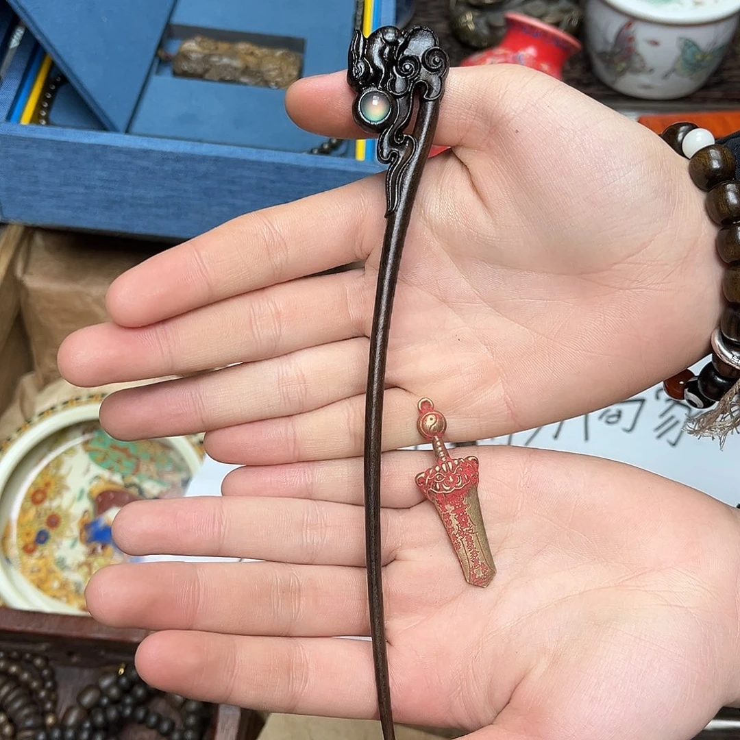 大叶紫檀（黑酸枝木类）