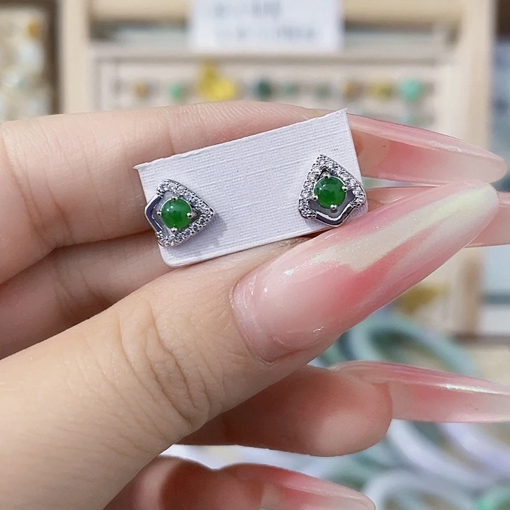 翡翠未镶嵌颈饰天然翡翠Ａ货