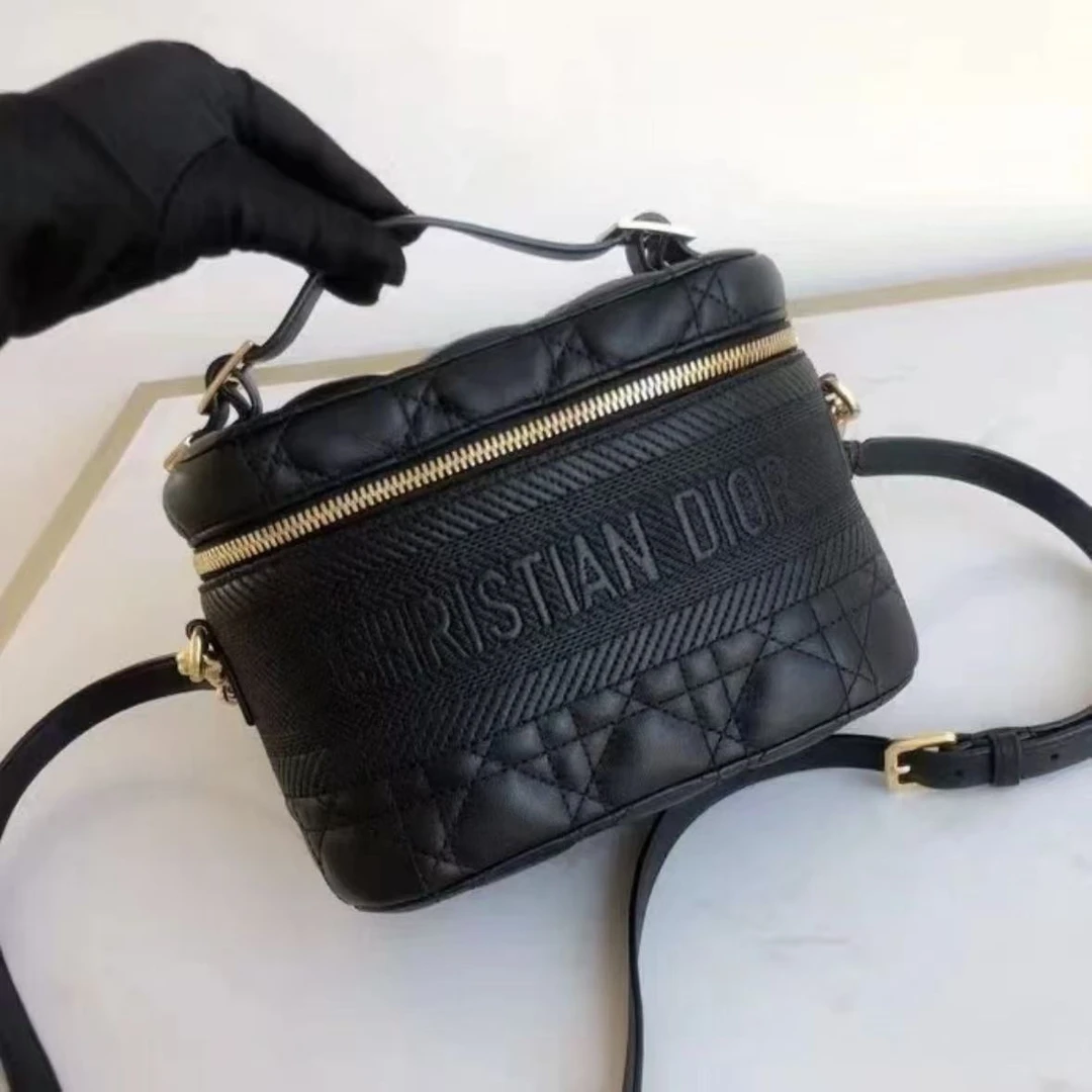 95新 DIOR/迪奥 Dior黑金化妆包斜跨包