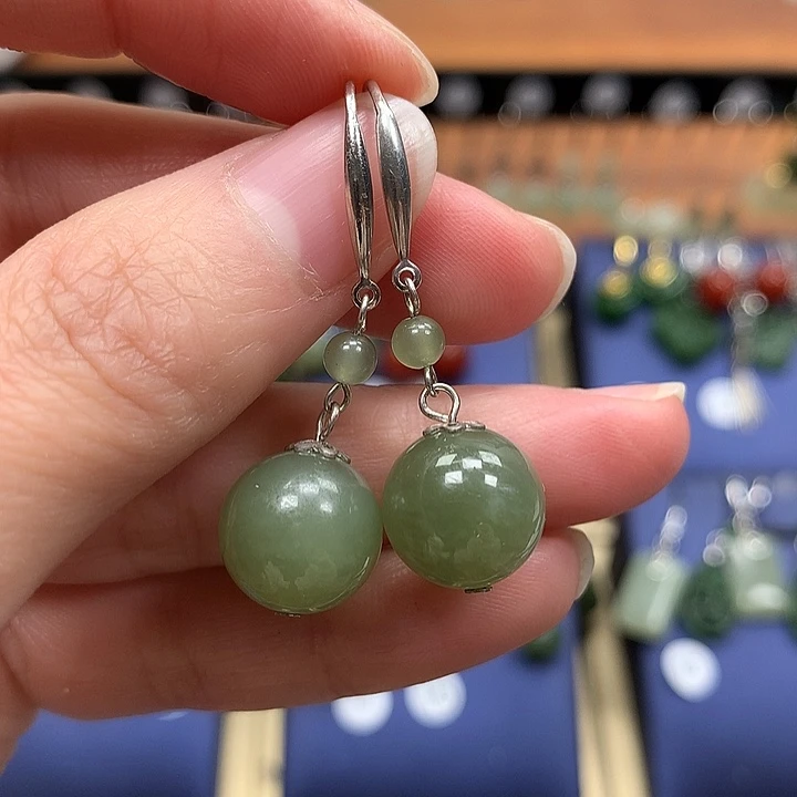 和田玉银S925镶嵌耳饰12左右湖水绿