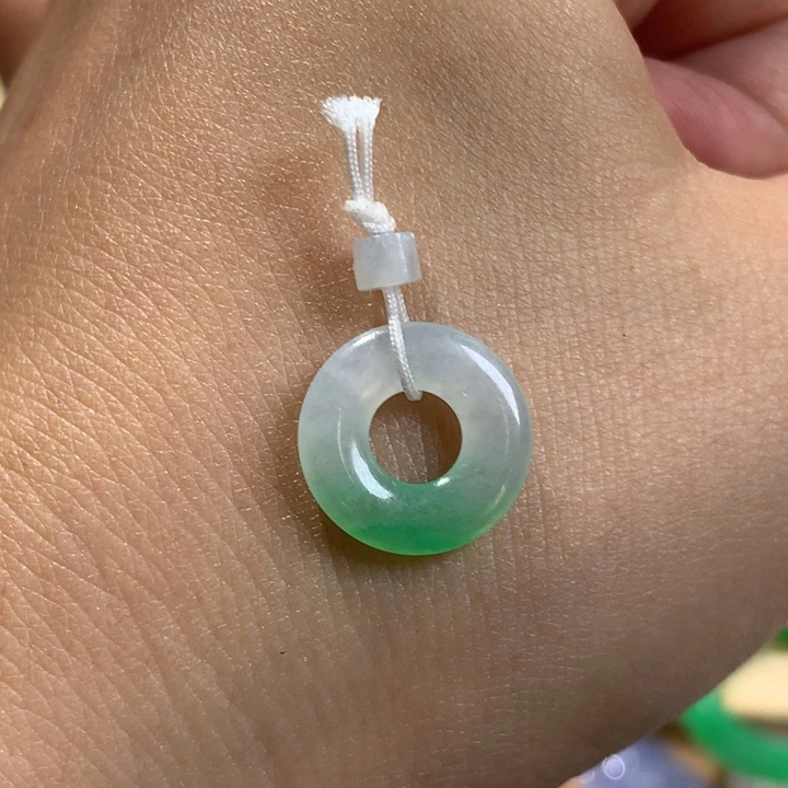 定制翡翠未镶嵌甜甜圈