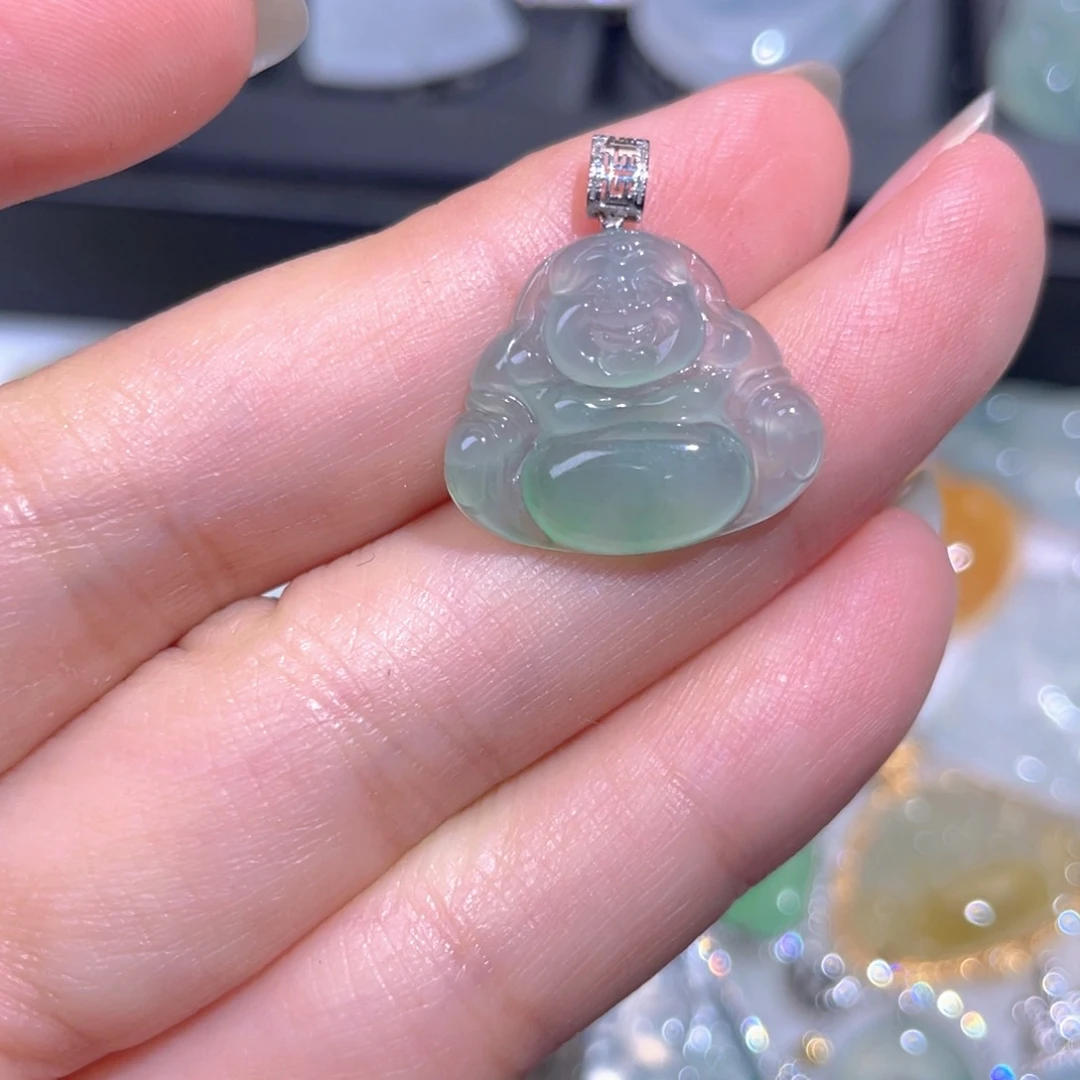 颈饰18K金镶嵌翡翠翡翠