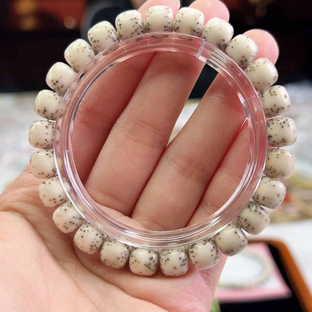 手串星月菩提Fqh9*8骨瓷白 通体留白 颗粒星