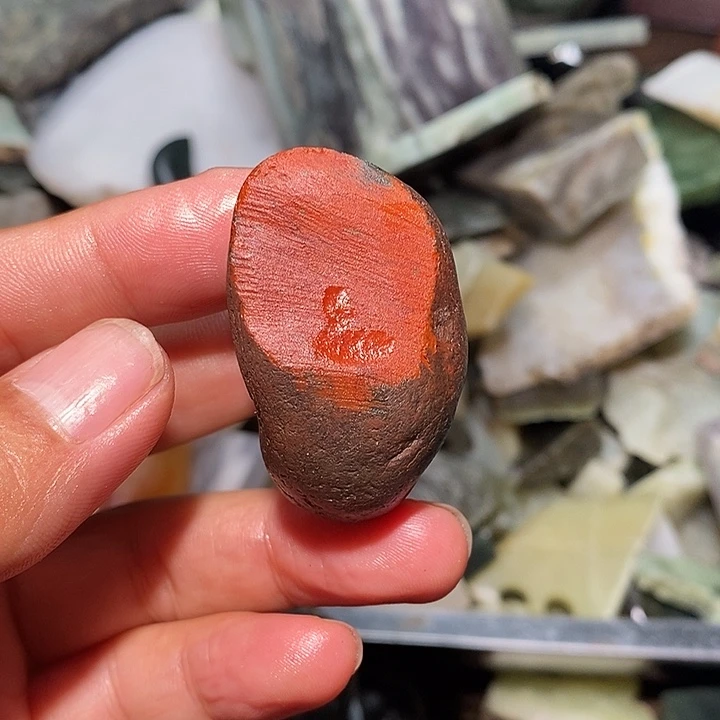 未镶嵌南红玛瑙珠宝奇石