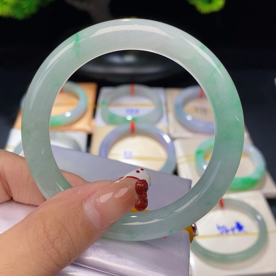 翡翠手镯未镶嵌8号